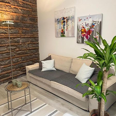 Apartment Alfonzetti-5 Min Walk To Central Train And Bus Station Catania Exterior photo
